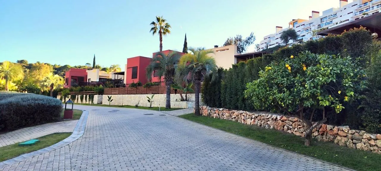 Gorgeous 3 Bedrooms In Villa Natural Reserve Park! 埃斯特波纳 西班牙