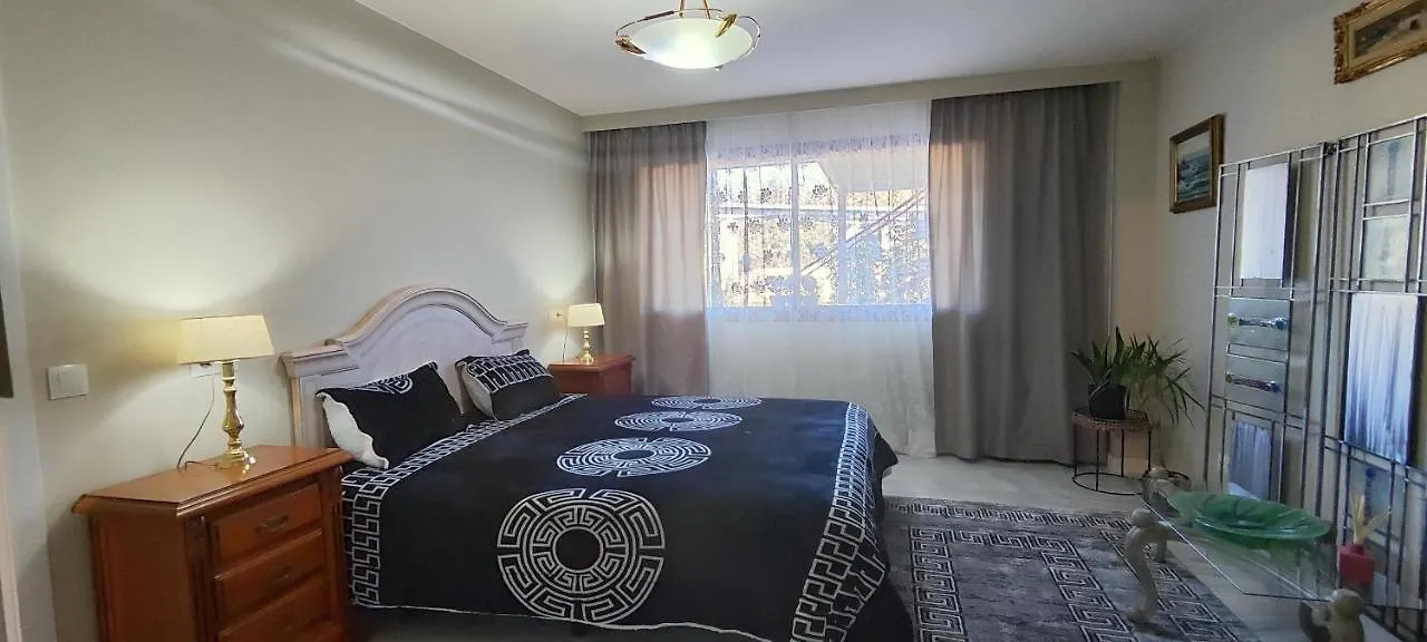 Gorgeous 3 Bedrooms In Villa Natural Reserve Park! 埃斯特波纳 0*,  西班牙